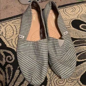 Striped Toms